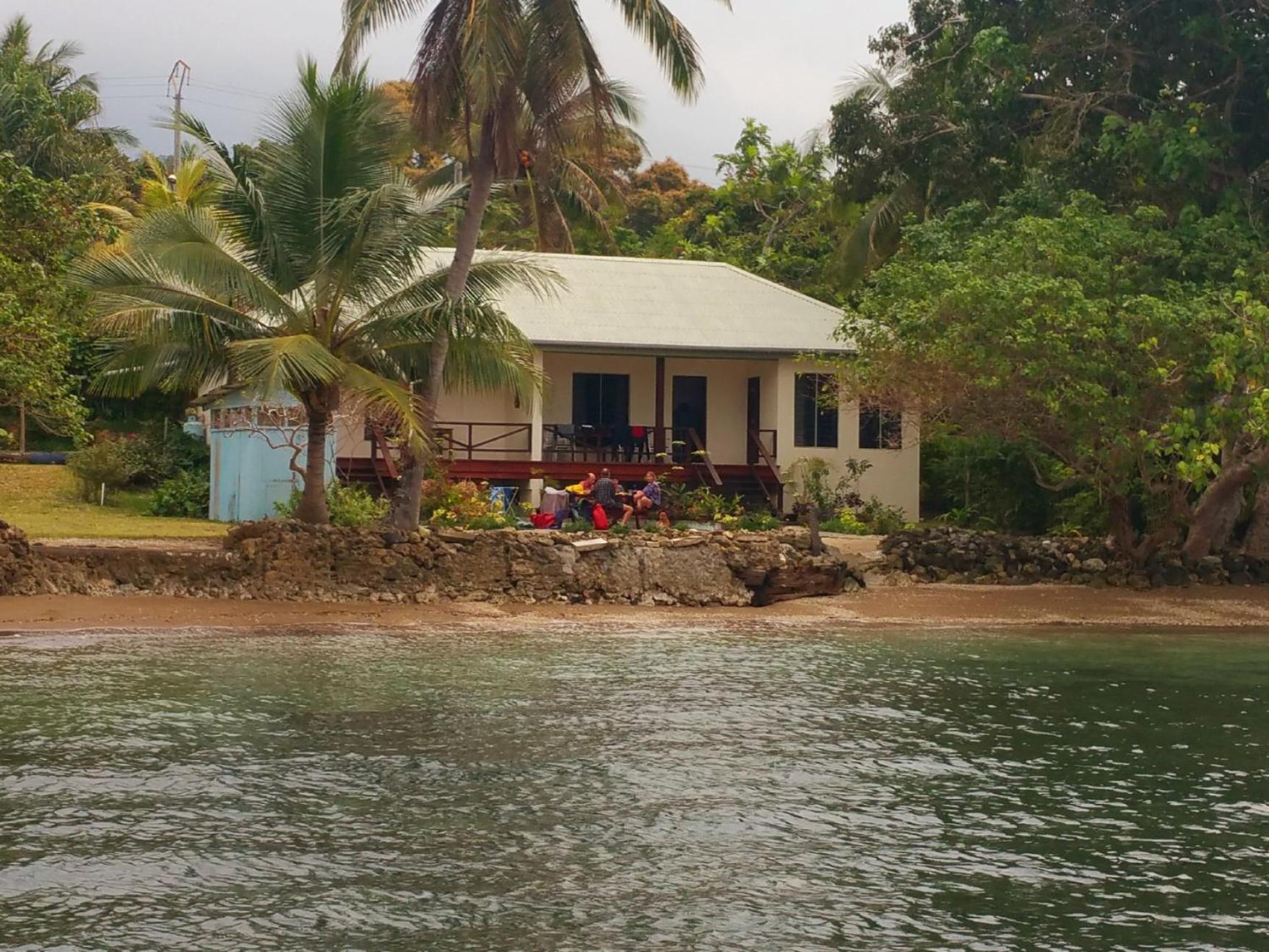 Santo Seaside Villas Luganville Exterior photo
