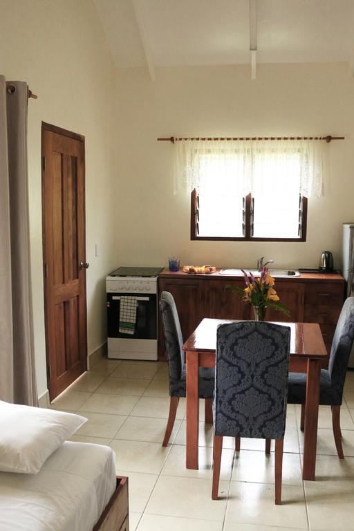 Santo Seaside Villas Luganville Exterior photo